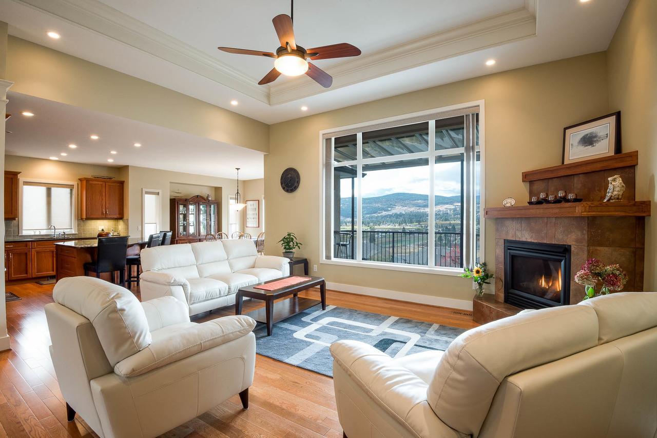 Adela'S Bed And Breakfast West Kelowna Ngoại thất bức ảnh